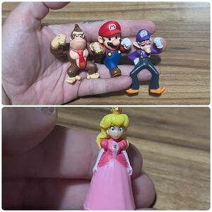 Nintendo Super Mario Mini Figures Mario Donkey Kong and Waluigi Princess Peach